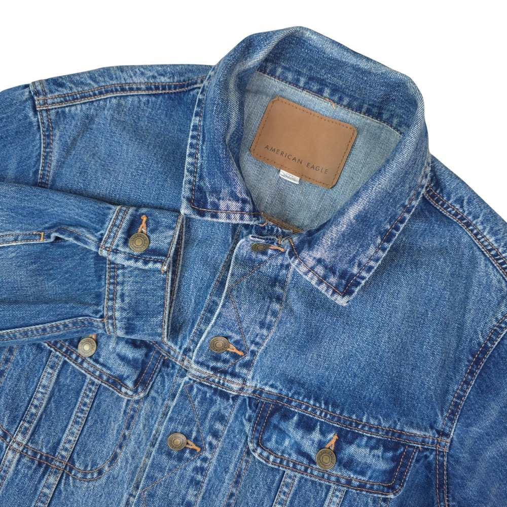 American Eagle Denim Jacket Women Large Blue Classic Trucker Button Up Cotton